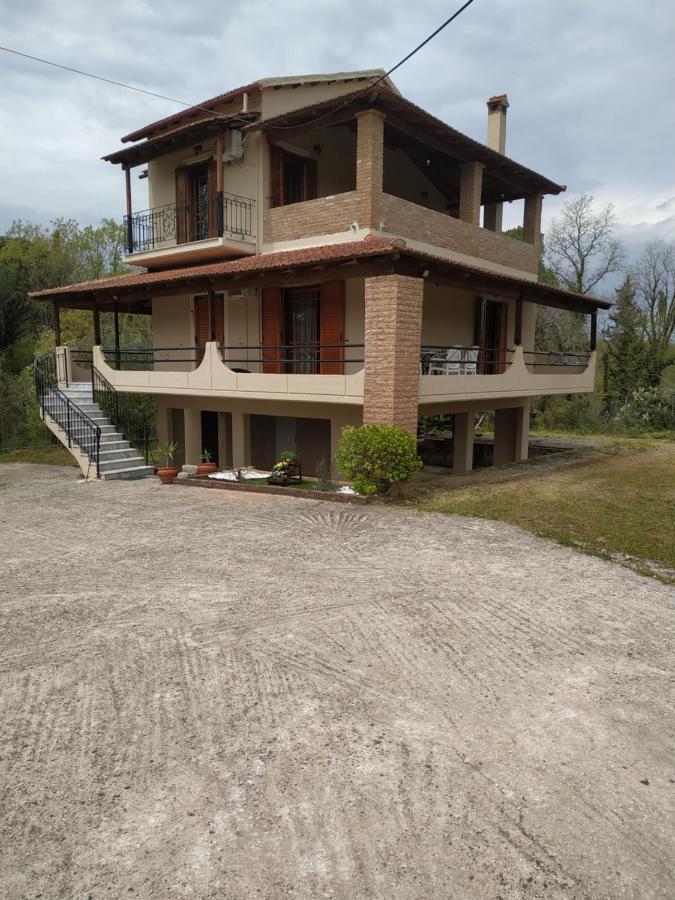 Villa Dimitris Áfra Exterior foto